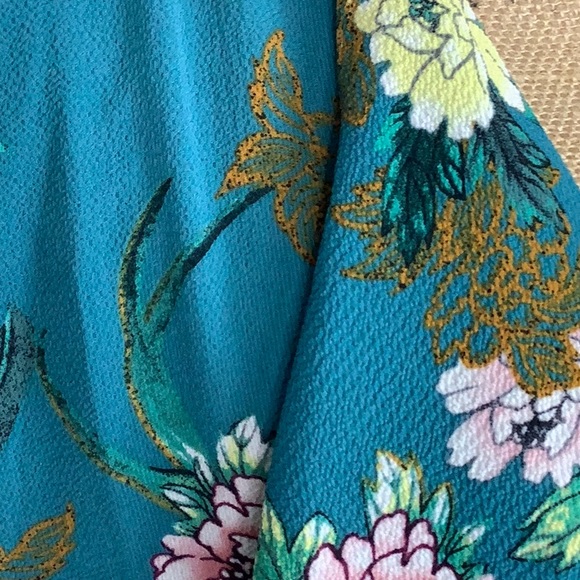 Madison Lilly layering kimono 2X - Picture 3 of 10